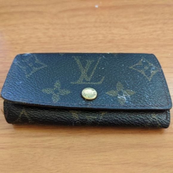 Louis Vuitton Monogram Key Holder/Wallet #688💥PRICE DROP💥 - Picture 1 of 8